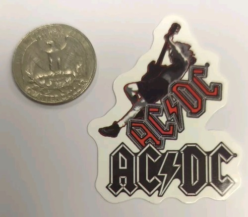 Angus young 2 guitarist - angus,